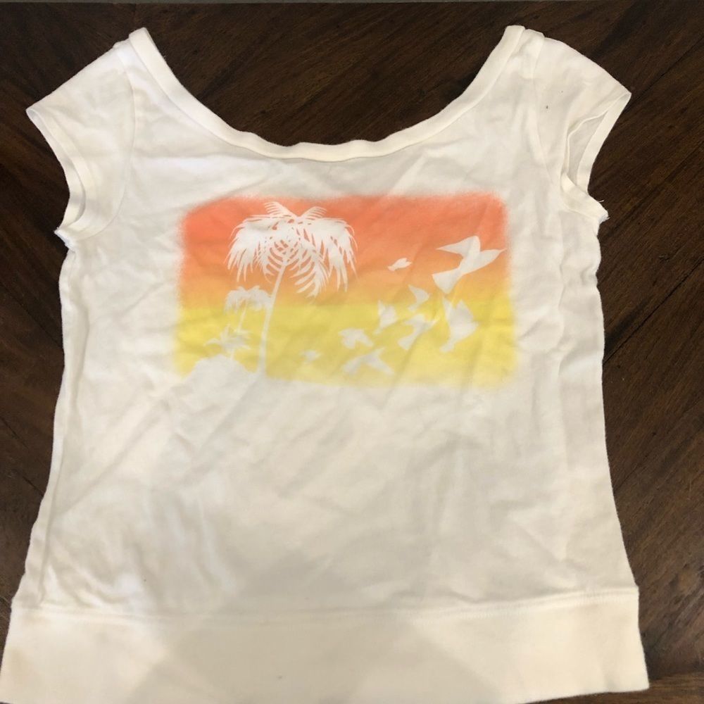 Abercrombie white tropical palm tree top
